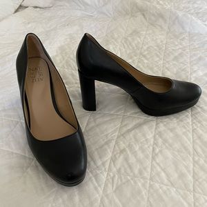9.5 size, 3.5” Black Heels